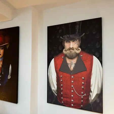 Big-kurstadtapartment شقة